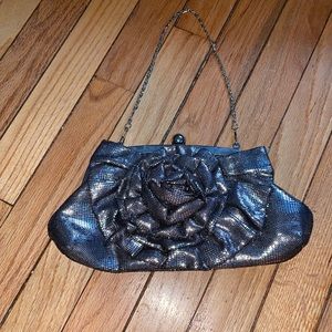 Boutique clutch